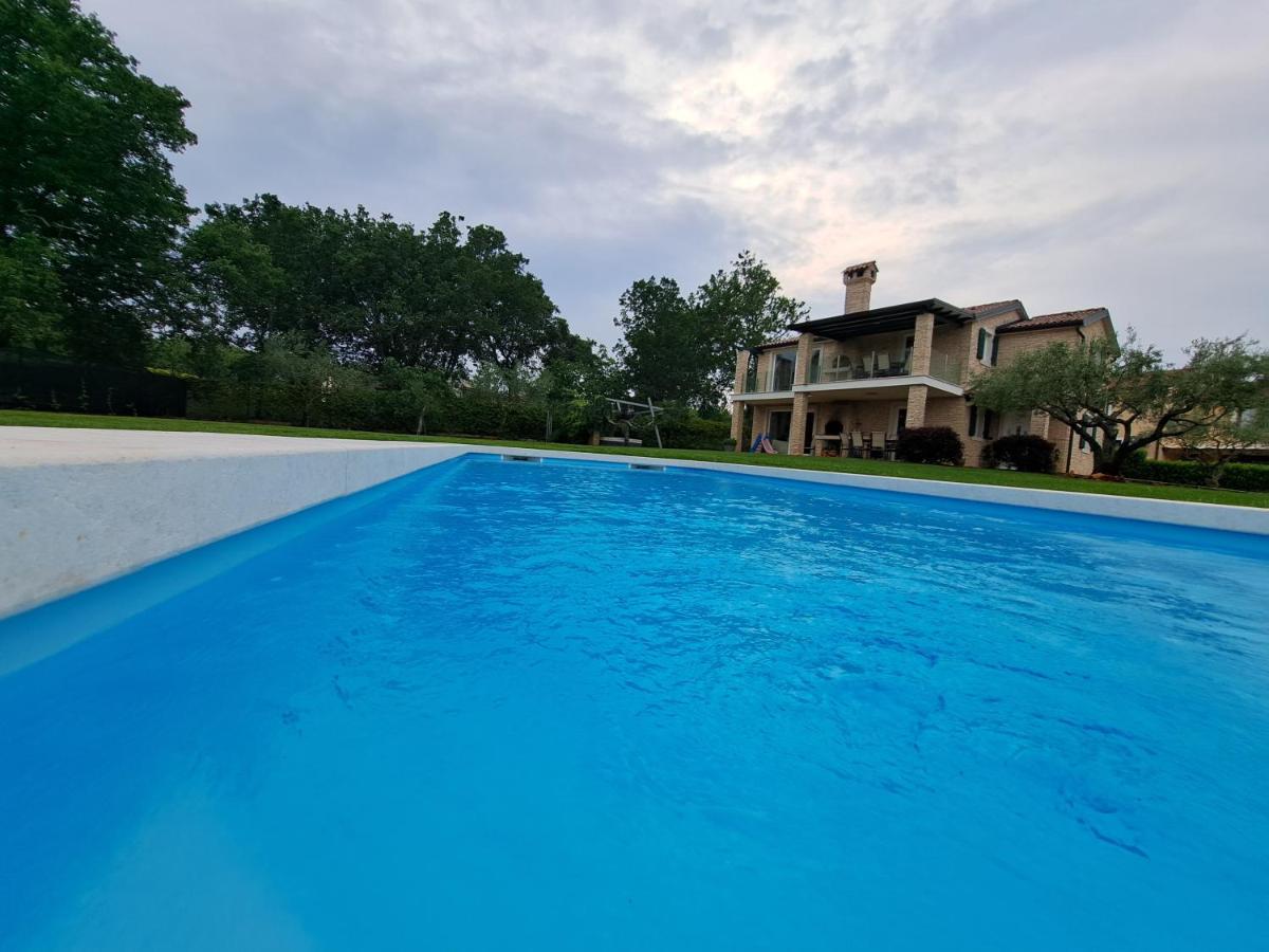 Apartments Villa Sotlar With Pool Umag Zewnętrze zdjęcie