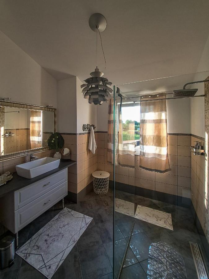 Apartments Villa Sotlar With Pool Umag Zewnętrze zdjęcie